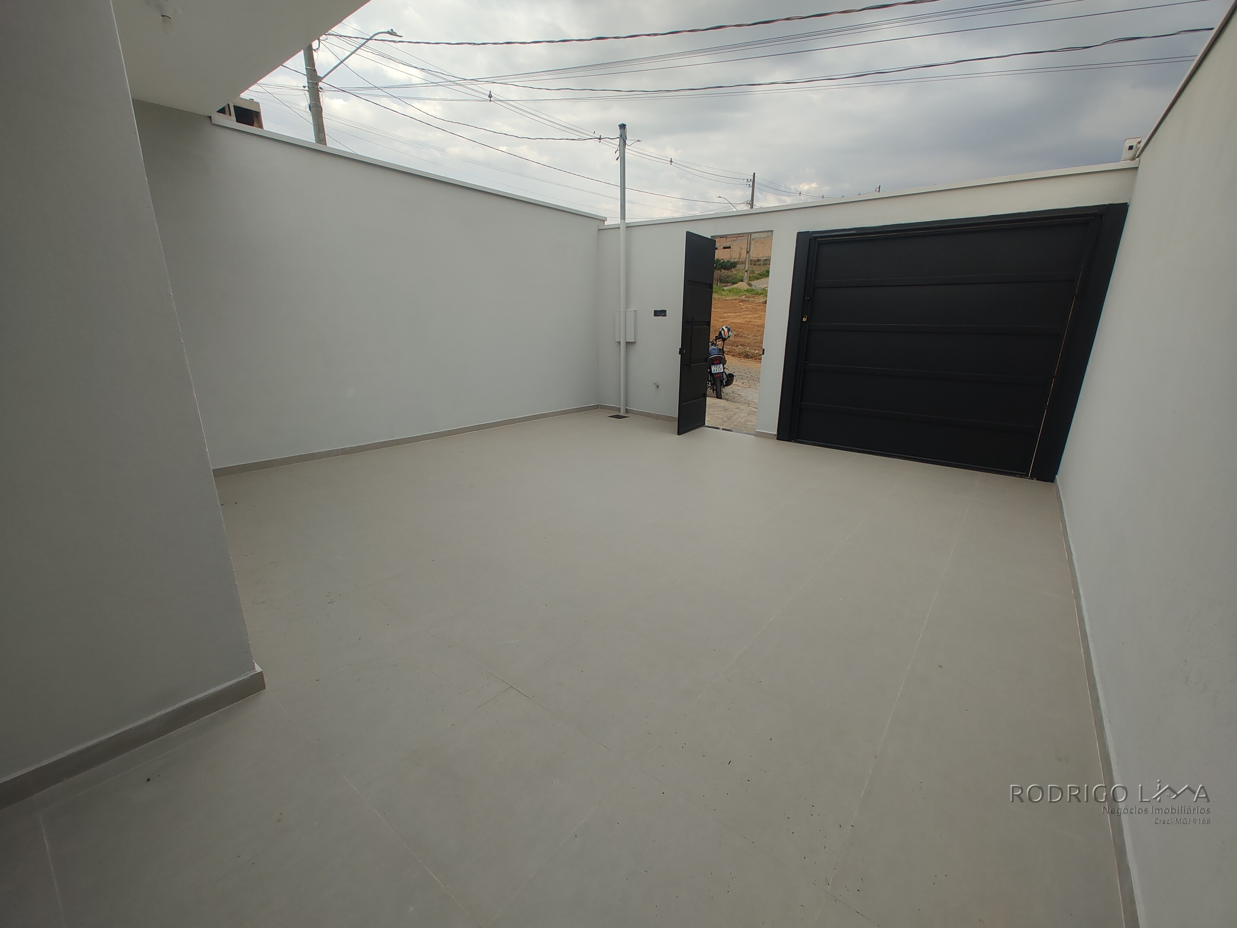 Casa nova para locação em São Lourenço MG