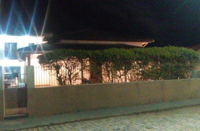 Linda pousada para venda em Passa Quatro - MG