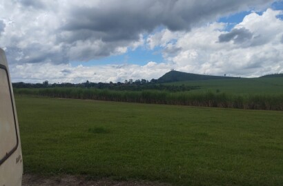 Fazenda para venda na região de Cajuru SP