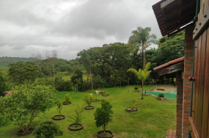 Lindo sítio para venda em Três Corações - MG.