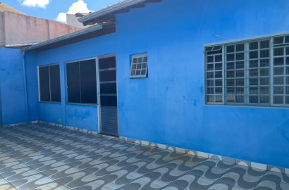 Linda casa a Venda em São Lourenço - MG.