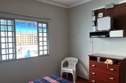 Linda casa a Venda em São Lourenço - MG.