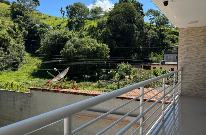 Lindo Sobrado a Venda em São Lourenço MG