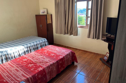 Casa para venda em São Lourenço - MG.