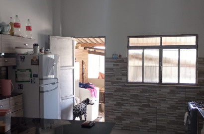 2 casas com terreno a venda em São Lourenço MG