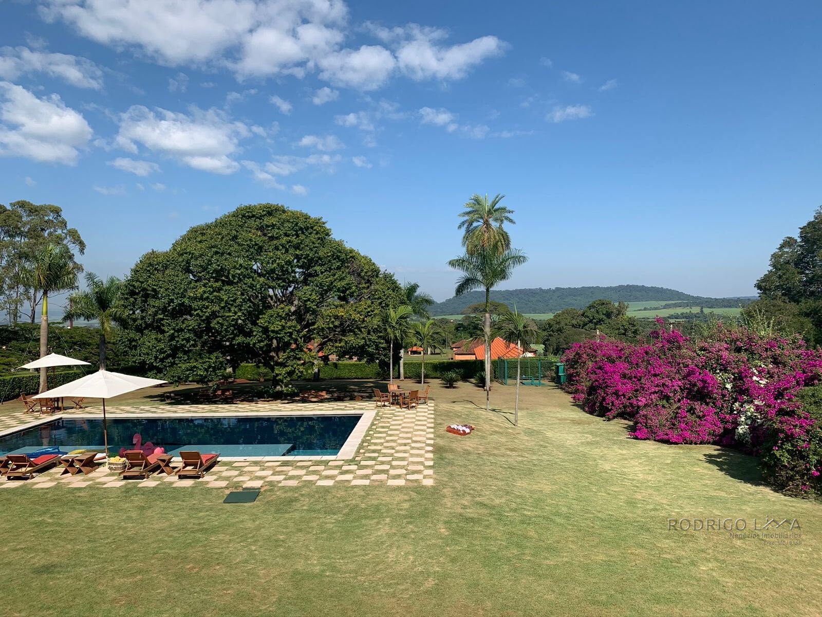 Fazenda para venda na região de Cajuru SP