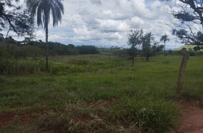Fazenda para venda na região de Cajuru SP