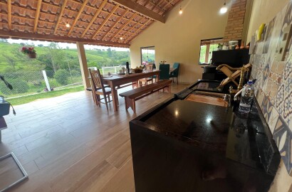 Sitio para venda próximo a São Lourenço - MG.