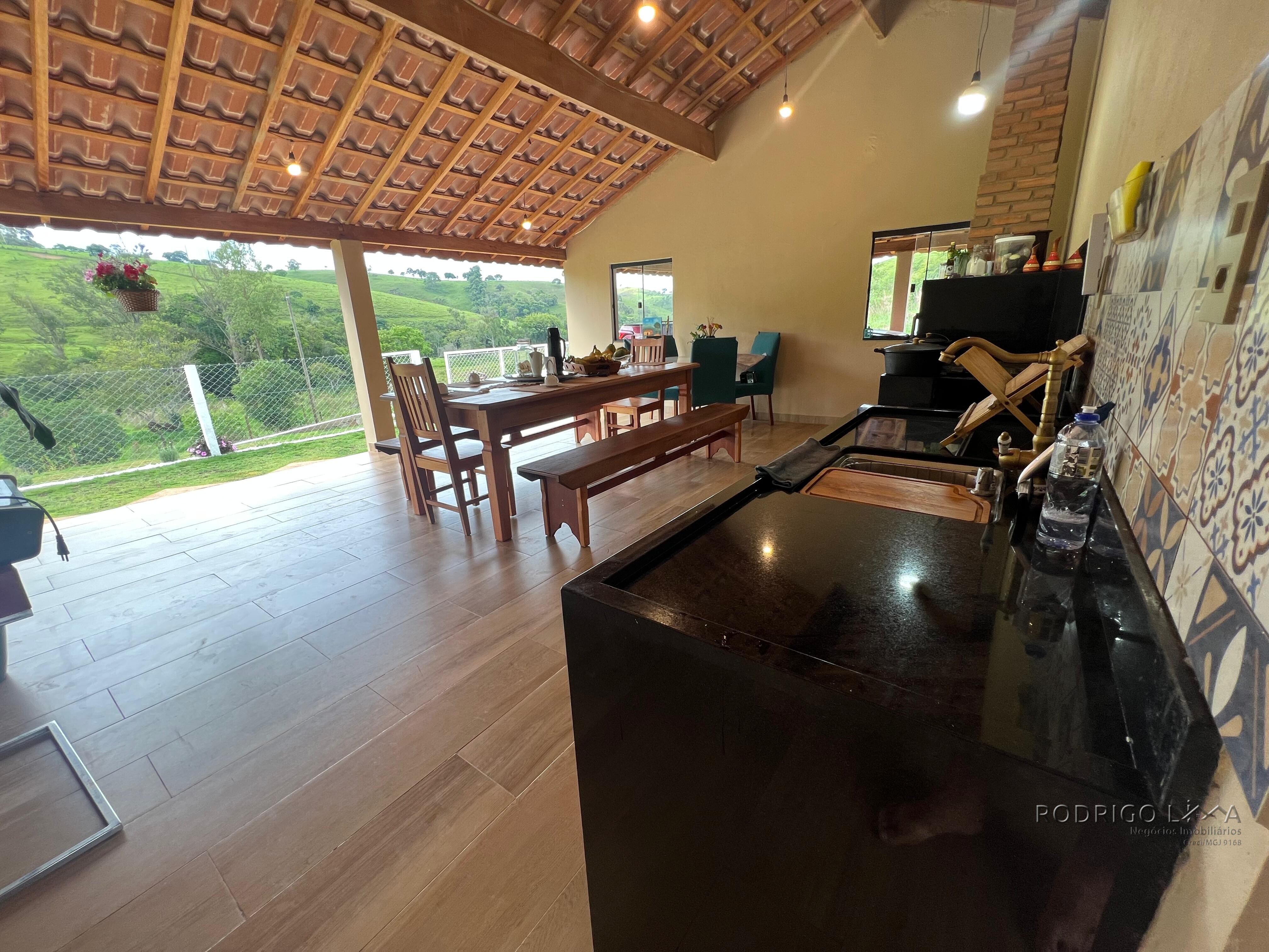 Sitio para venda próximo a São Lourenço - MG.