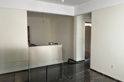 Casa com ponto comercial para venda em São Lourenço - MG.