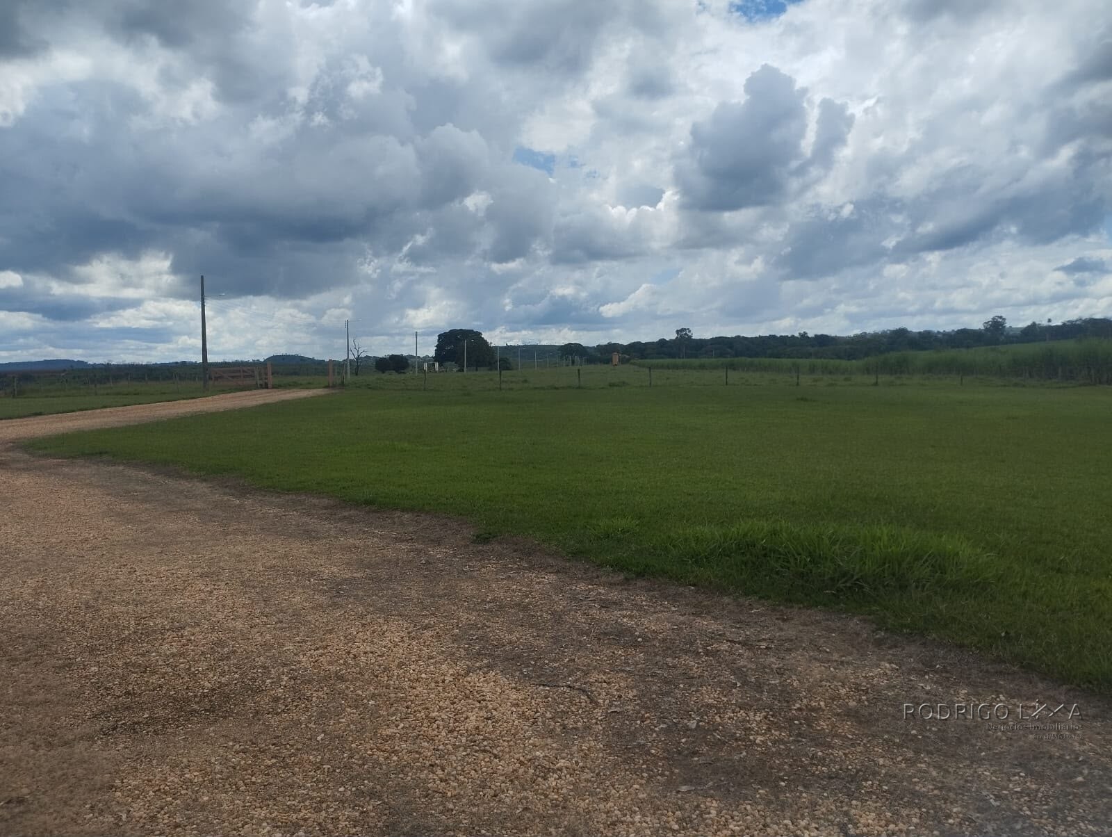 Fazenda para venda na região de Cajuru SP