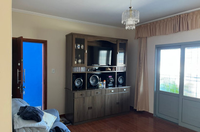 Linda casa a Venda em São Lourenço - MG.