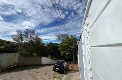 Casa a venda em São Lourenço - MG.