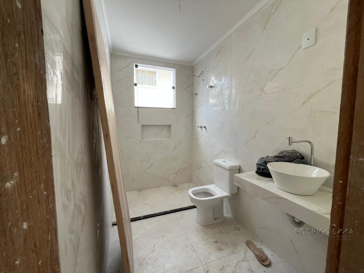 Casa a venda em São Lourenço - MG.