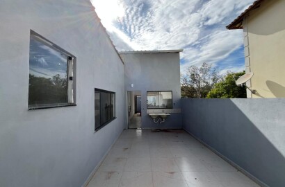 Casa a venda em São Lourenço - MG.