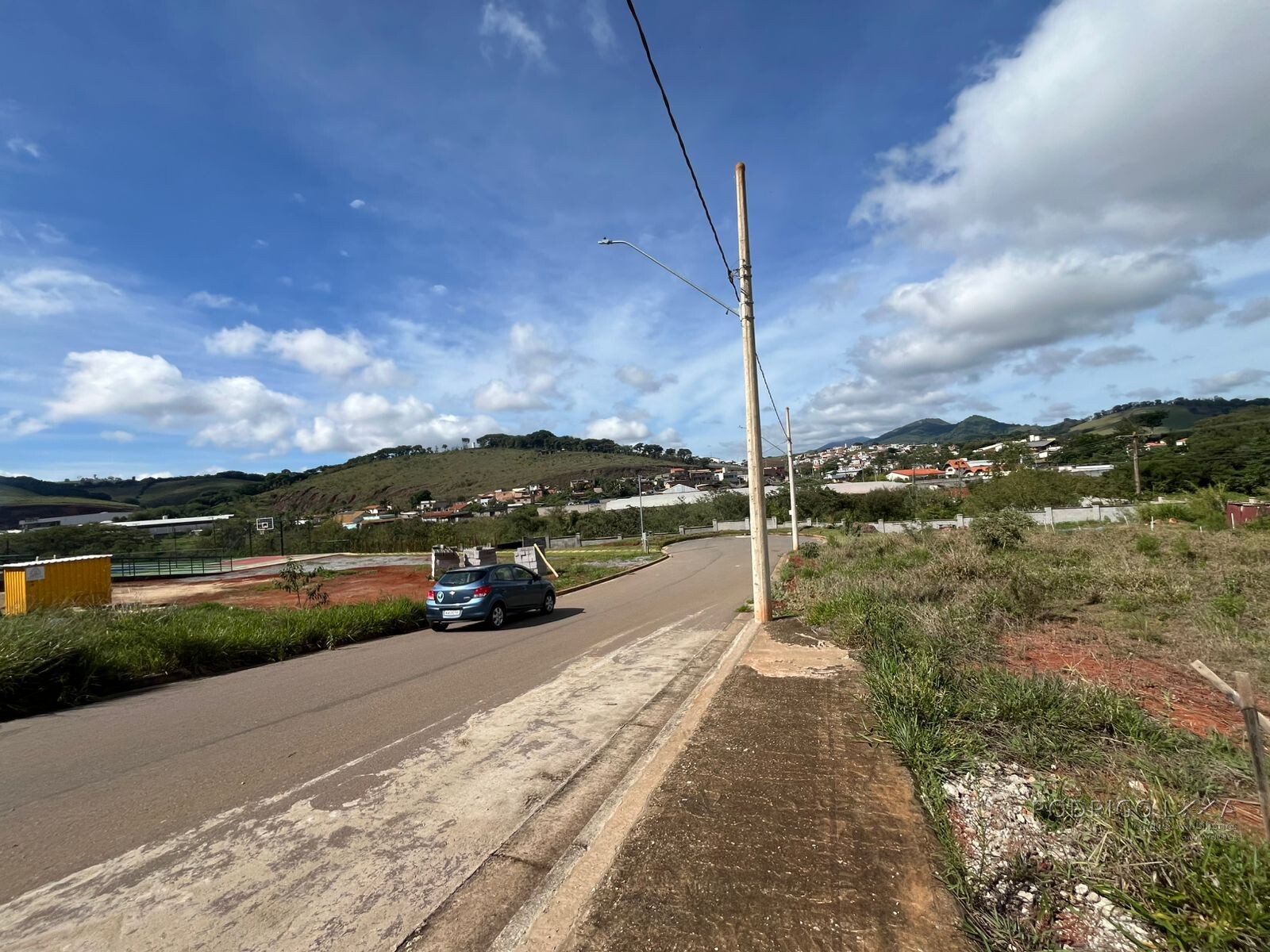 Lote para venda em condomínio de alto padrão em São Lourenço - MG.