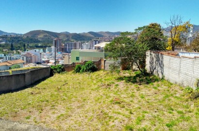 Lote em bairro nobre para venda em São Lourenço MG.