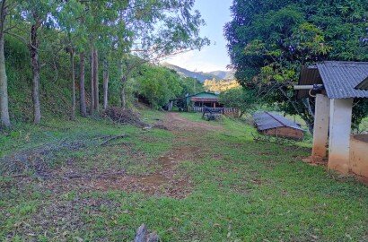 Lindo Sítio em Pouso Alto (Taboão)