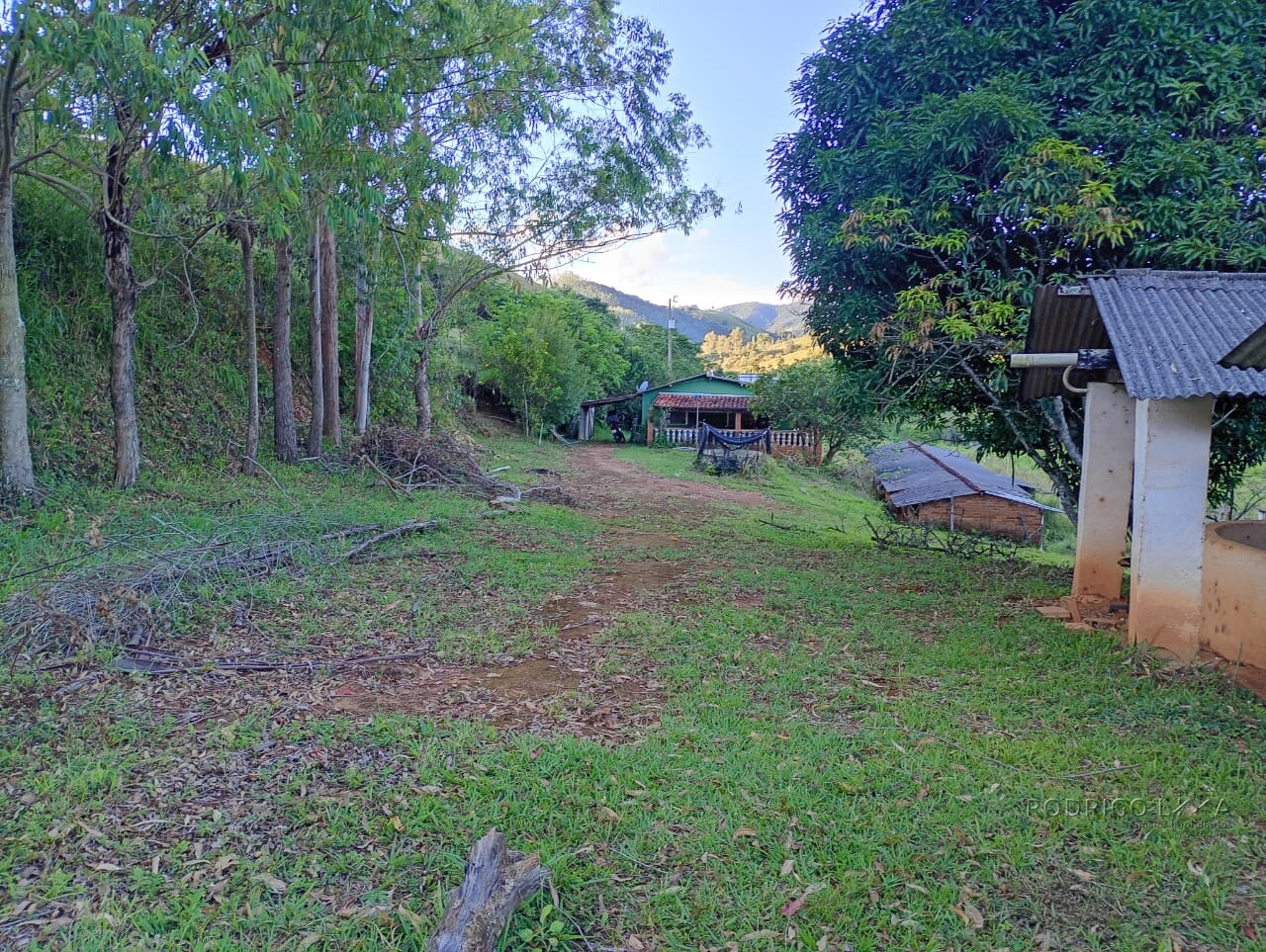 Lindo Sítio em Pouso Alto (Taboão)