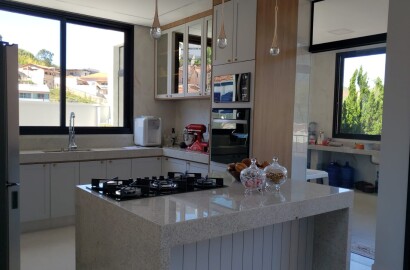 Casa alto padrão para venda em Passa Quatro MG