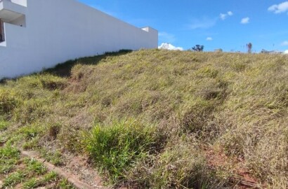 Lote para venda em São Lourenço MG