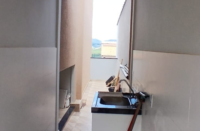 Linda casa para venda em São Lourenço - MG.