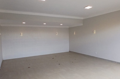Linda casa para venda em São Lourenço - MG.