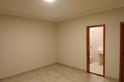Linda casa para venda em São Lourenço - MG.
