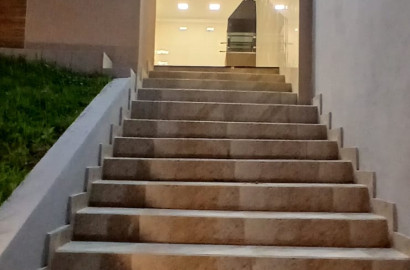 Linda casa para venda em São Lourenço - MG.