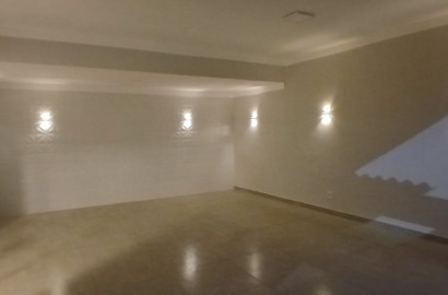 Linda casa para venda em São Lourenço - MG.