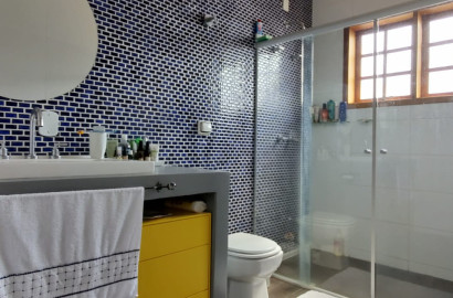 Casa de alto padrão para venda em São Lourenço - MG.