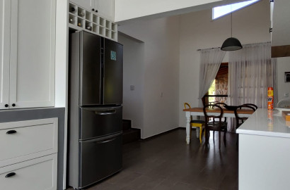 Casa de alto padrão para venda em São Lourenço - MG.