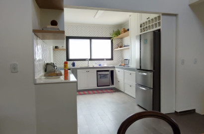 Casa de alto padrão para venda em São Lourenço - MG.