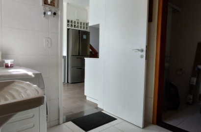 Casa de alto padrão para venda em São Lourenço - MG.