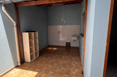 Linda casa para venda em São Lourenço - MG.