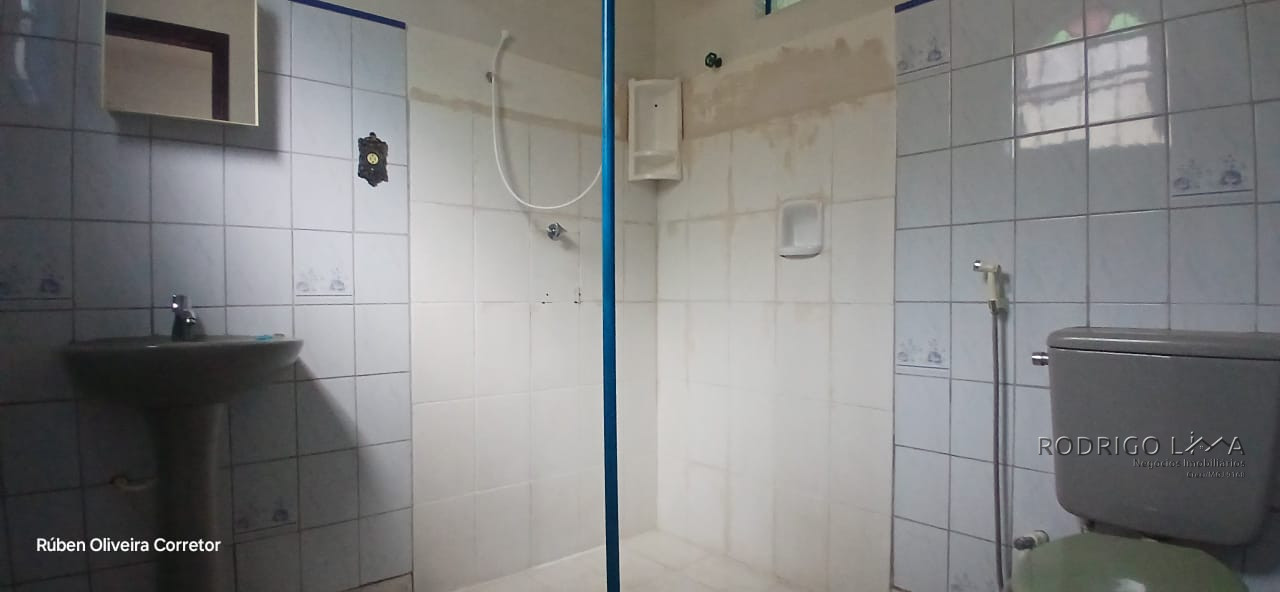 Linda casa para venda em São Lourenço - MG.