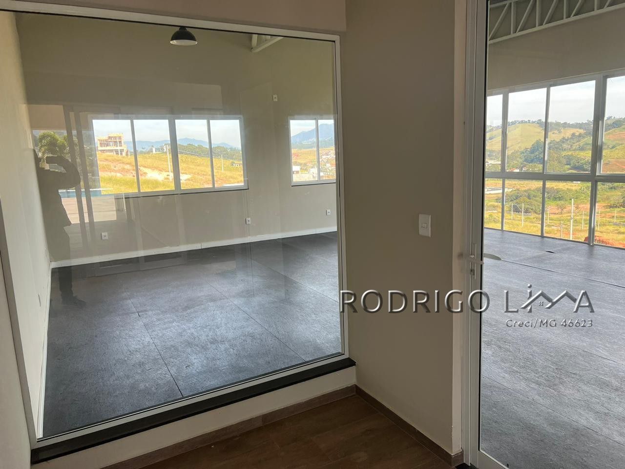 Lote para venda em condomínio de alto padrão em São Lourenço - MG.