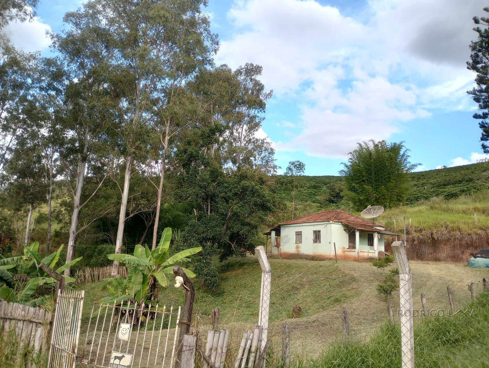 Terreno com casa para venda em Soledade de Minas MG