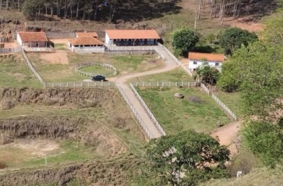 Lindo sítio encantador para venda próximo a São Lourenço Mg.