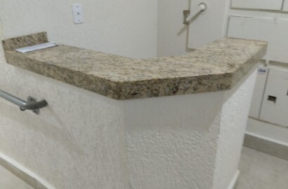 Oportunidade !!! Apartamento para venda no centro de São Lourenço MG.