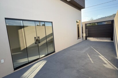 Casa nova para venda em São Lourenço MG