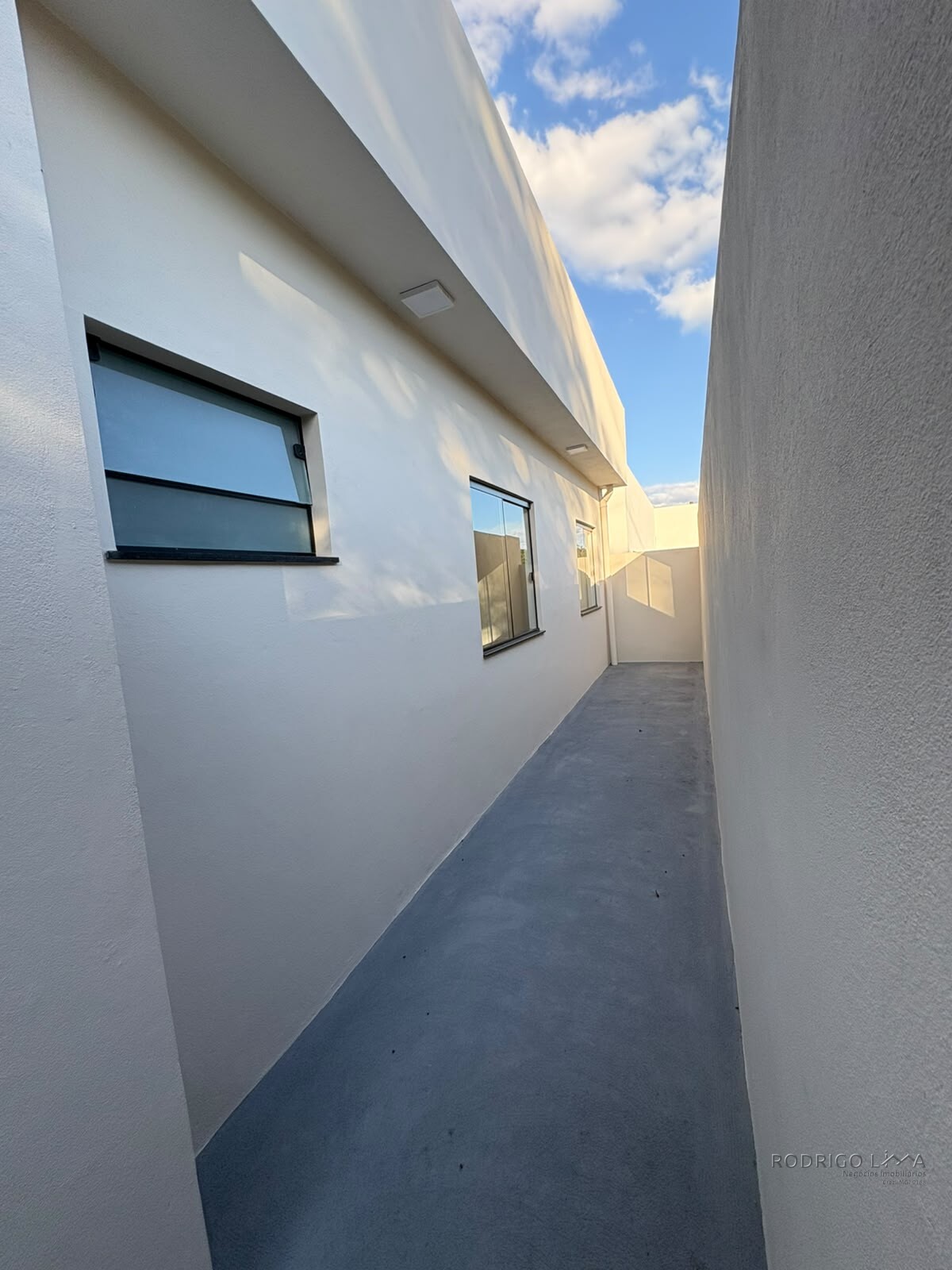 Casa nova para venda em São Lourenço MG