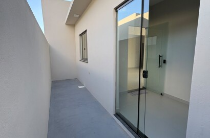 Casa nova para venda em São Lourenço MG