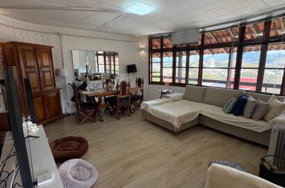 Casa Alto padrão para venda em São Lourenço MG