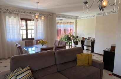 Casa alto padrão para venda em Lambari MG
