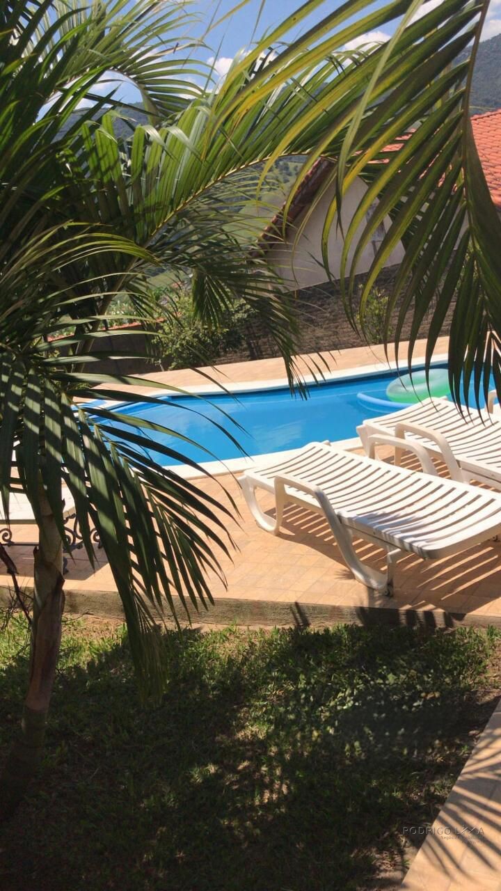 Casa alto padrão para venda em Lambari MG