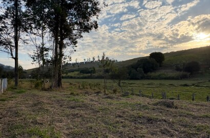 Lote para venda em Dom Viçoso Mg