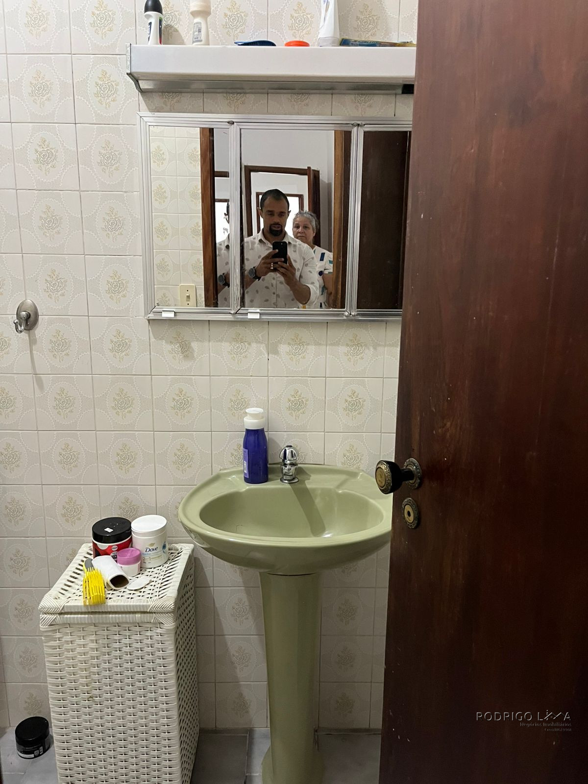 Linda casa para venda em São Lourenço - MG.