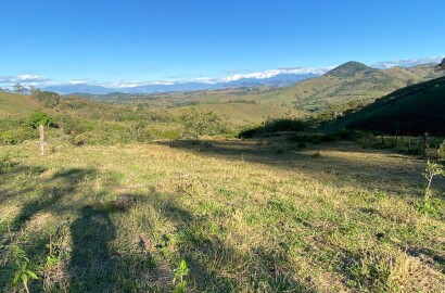 Linda área rural para venda em Dom Viçoso MG.