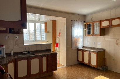 Lindo apartamento no Centro de São Lourenço - MG